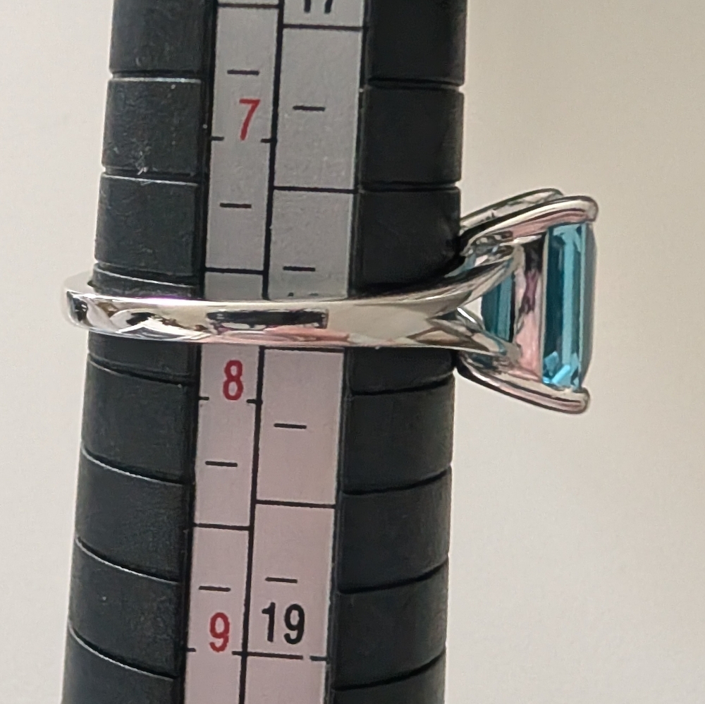 Macy's London Blue Topaz & 925 Silver Ring - Picture 3 of 9